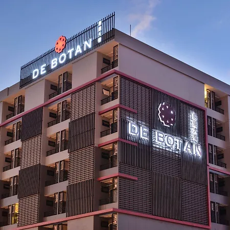 德博坦酒店及公寓
