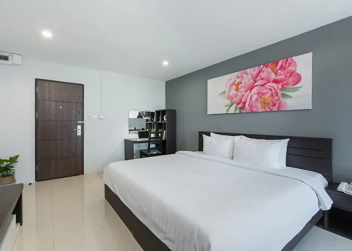 De Botan Srinakarin & Hotel 3*